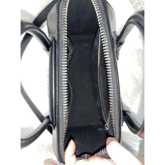 Givenchy Antigona Small Leather Satchel - Picture 3 of 4